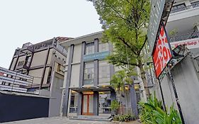 Collection O Riau Near Trans Studio Bandung Formerly Hotel Montameri